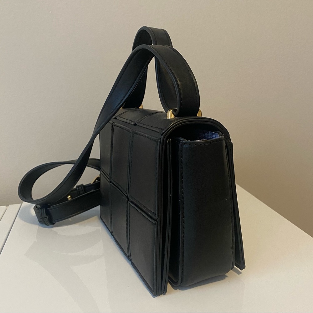 Urban Expressions | black flap crossbody purse